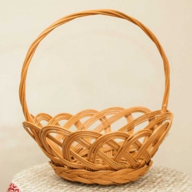 Корзина из натуральной лозы