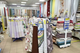 ТЦ Кирмш, пр. Дзержинского, 100.